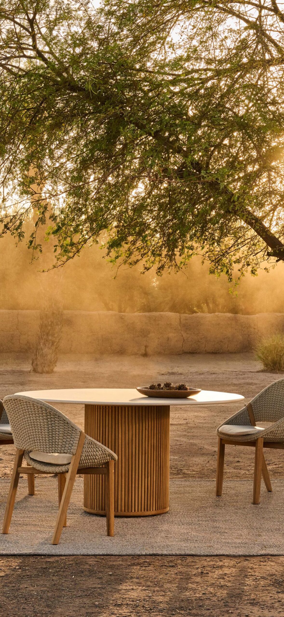 otto eettafel met stoelen